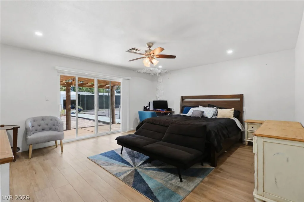 2825 Hacienda, Las Vegas, NV 89120