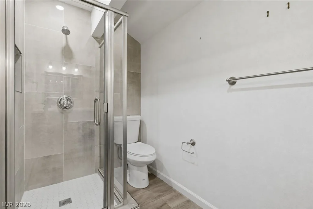 2825 Hacienda, Las Vegas, NV 89120