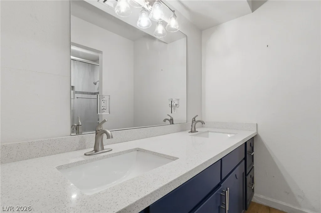 2825 Hacienda, Las Vegas, NV 89120