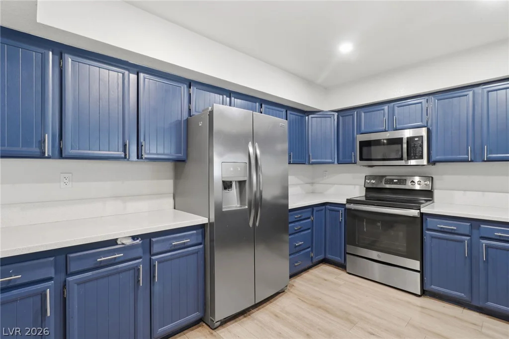 2825 Hacienda, Las Vegas, NV 89120