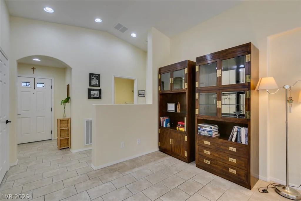5913 Sammarra, North Las Vegas, NV 89081