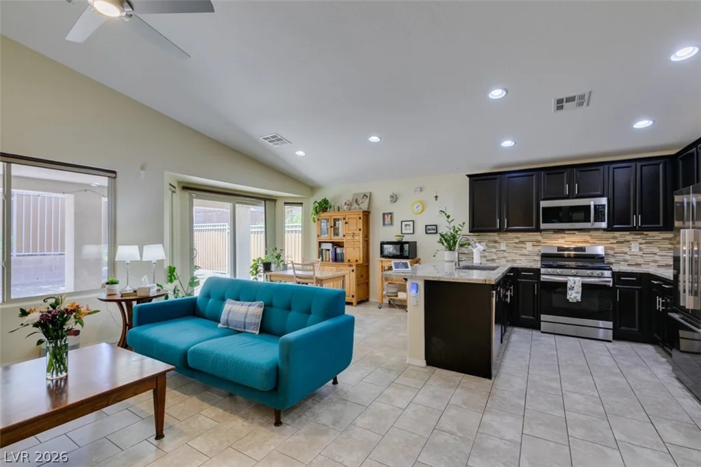 5913 Sammarra, North Las Vegas, NV 89081