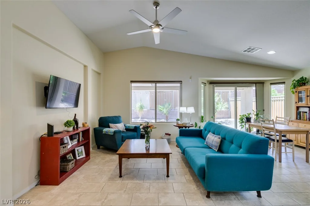 5913 Sammarra, North Las Vegas, NV 89081