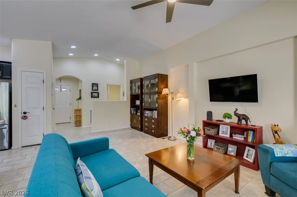 5913 Sammarra, North Las Vegas, NV 89081