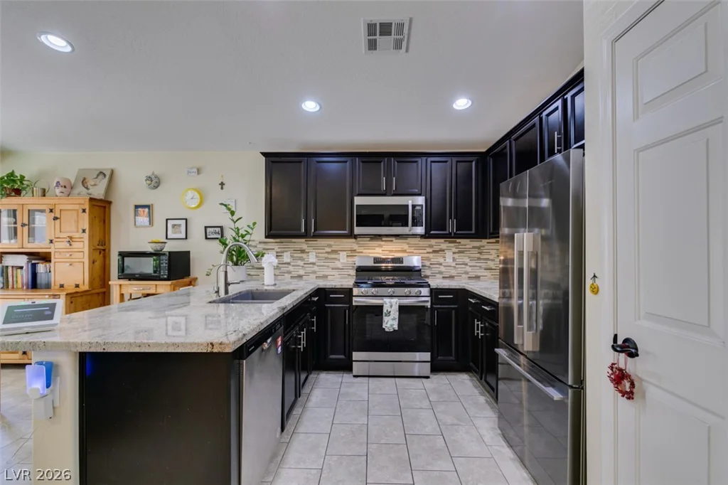 5913 Sammarra, North Las Vegas, NV 89081
