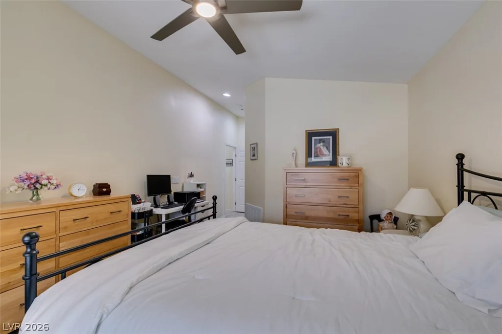 5913 Sammarra, North Las Vegas, NV 89081