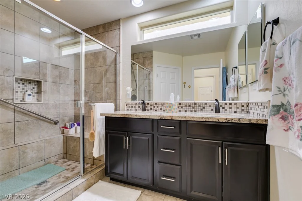 5913 Sammarra, North Las Vegas, NV 89081