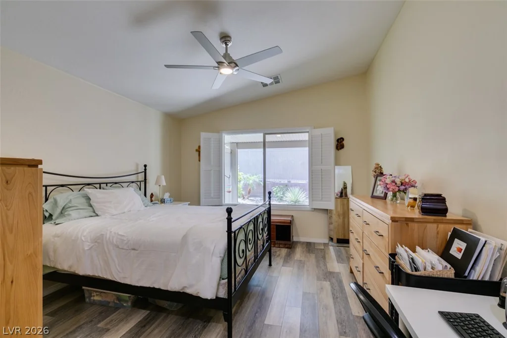 5913 Sammarra, North Las Vegas, NV 89081