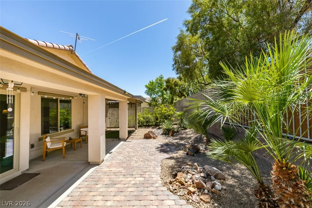 5913 Sammarra, North Las Vegas, NV 89081