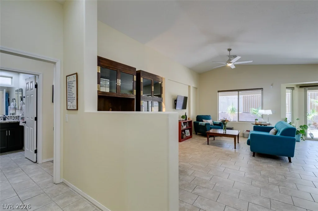 5913 Sammarra, North Las Vegas, NV 89081
