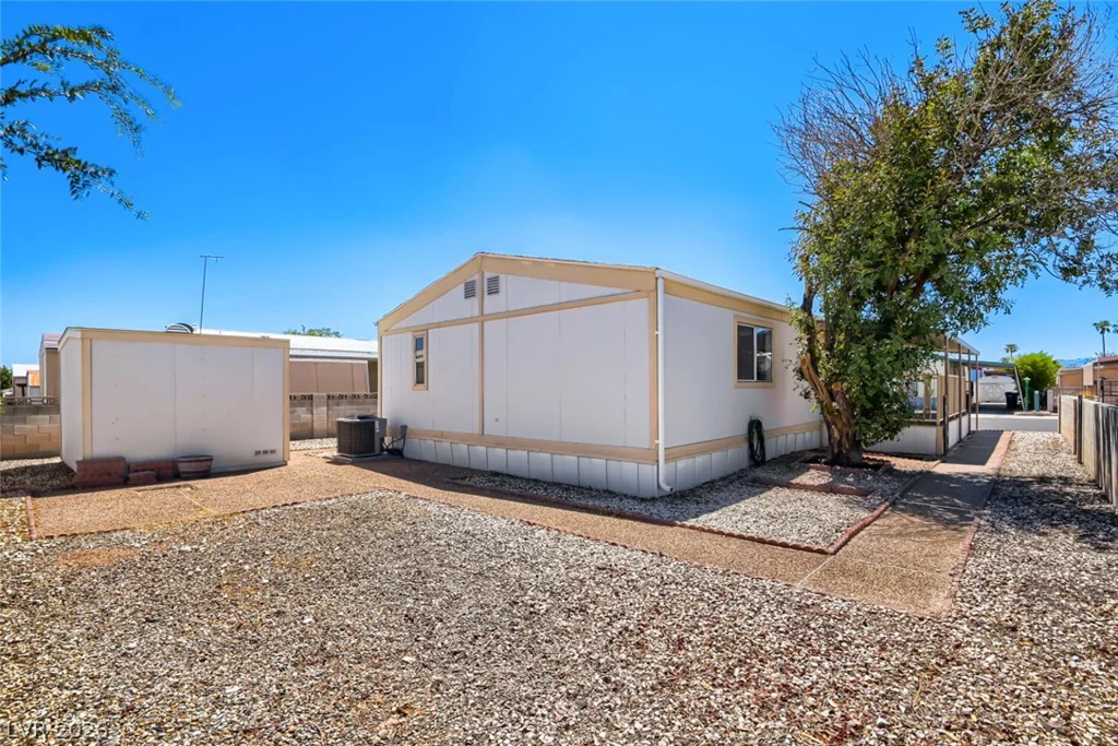 3346 Gulf Shores, Las Vegas, NV 89122