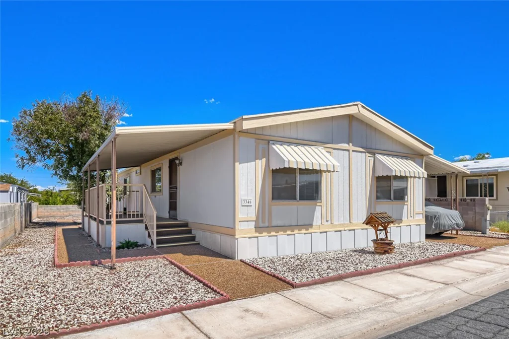 3346 Gulf Shores, Las Vegas, NV 89122