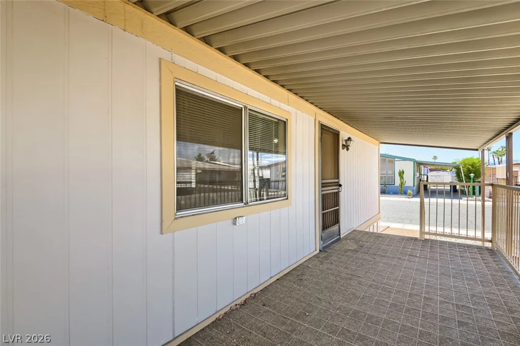 3346 Gulf Shores, Las Vegas, NV 89122
