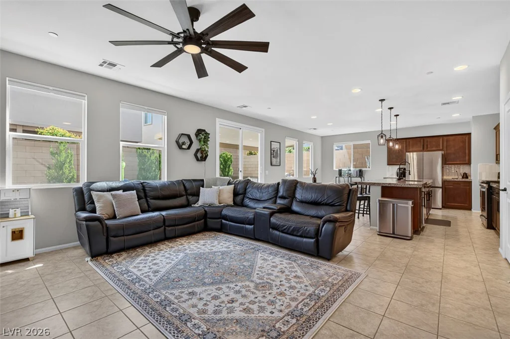 10383 Andele, Las Vegas, NV 89166