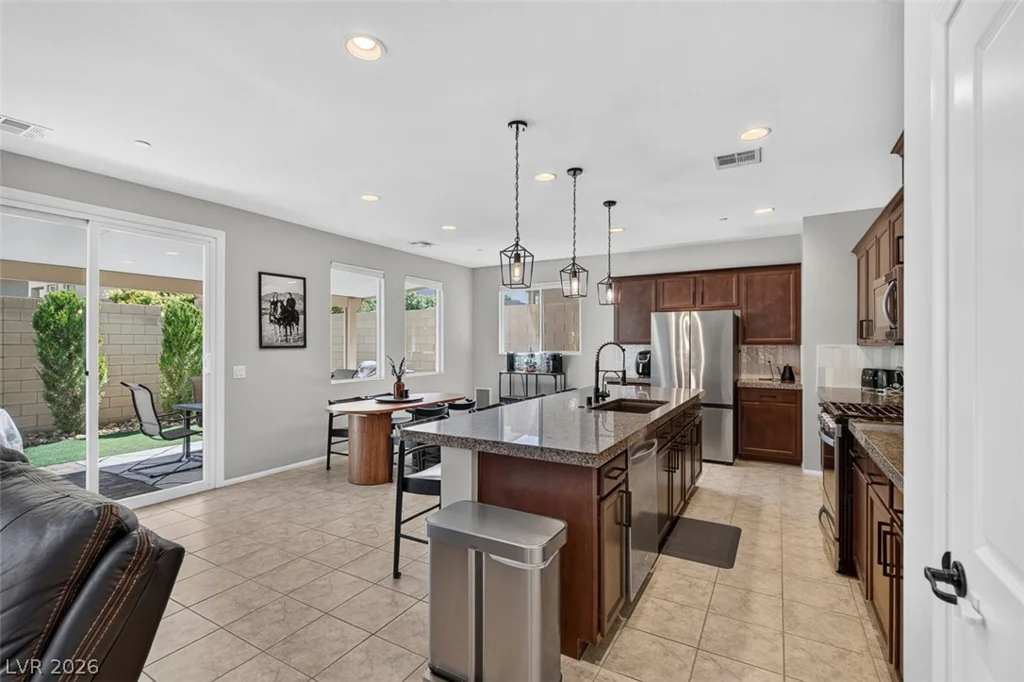 10383 Andele, Las Vegas, NV 89166