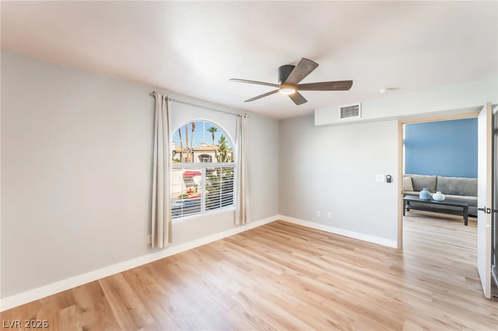 3125 Buffalo, Las Vegas, NV 89128