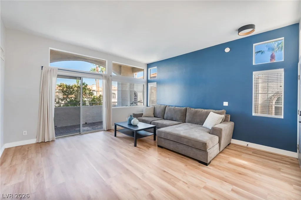 3125 Buffalo, Las Vegas, NV 89128