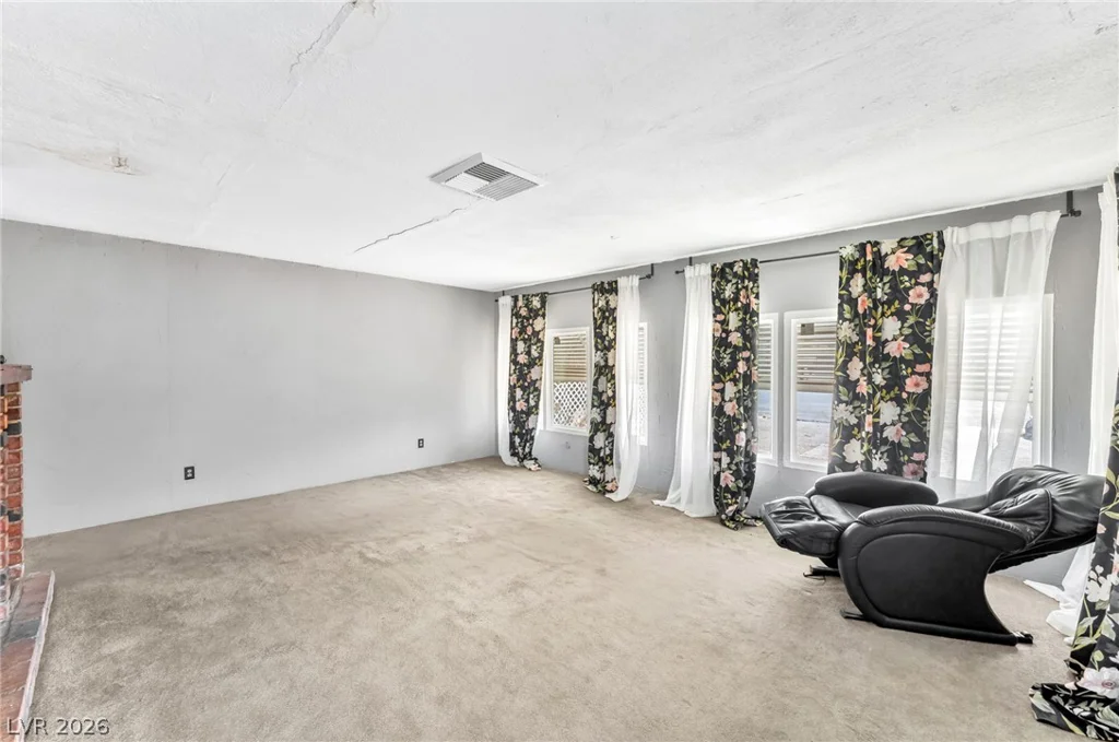 2029 College, Las Vegas, NV 89156