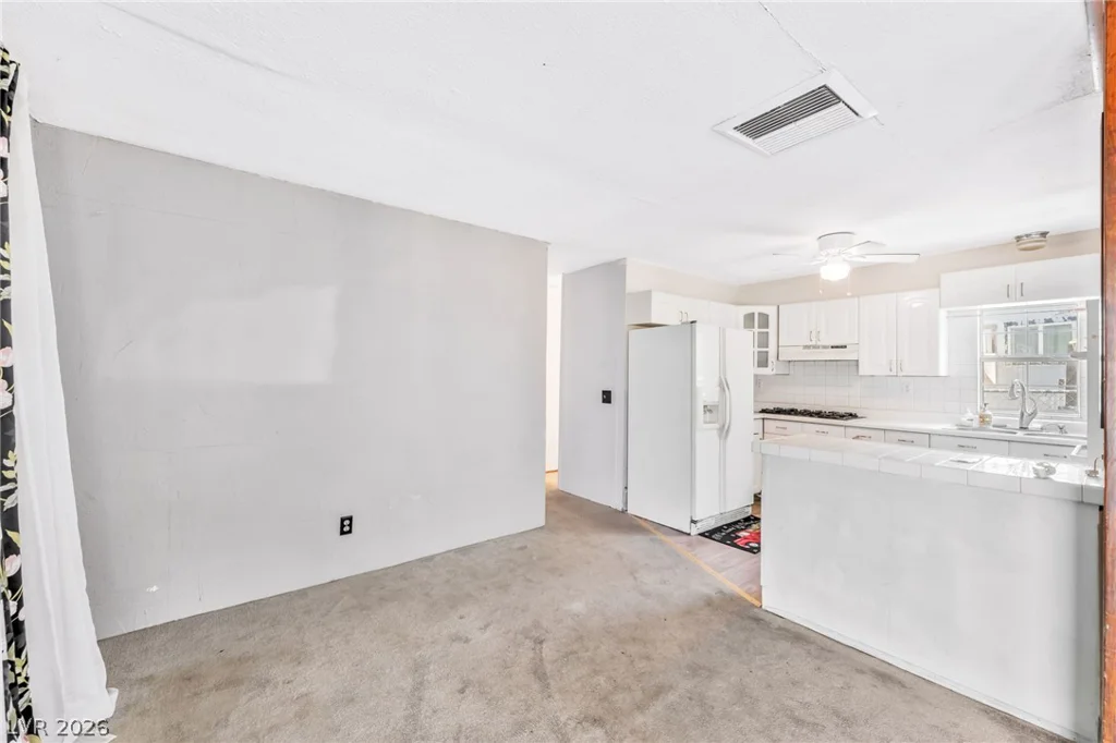 2029 College, Las Vegas, NV 89156
