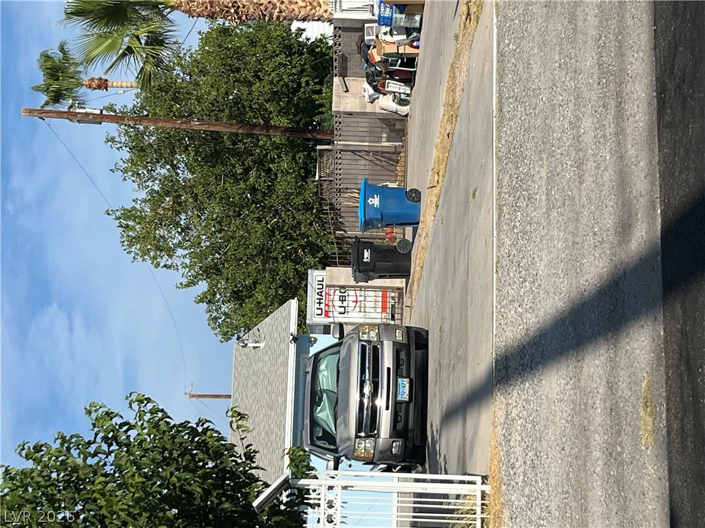 3660 Thom, Las Vegas, NV 89130