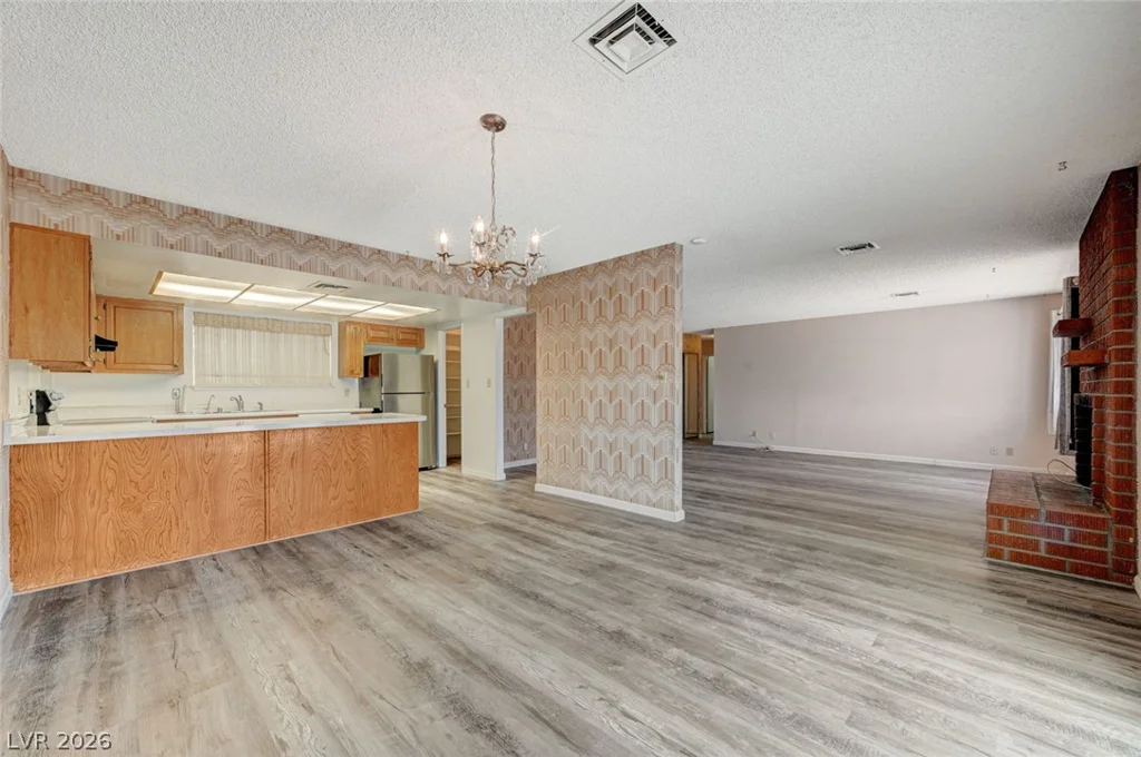 3660 Thom, Las Vegas, NV 89130
