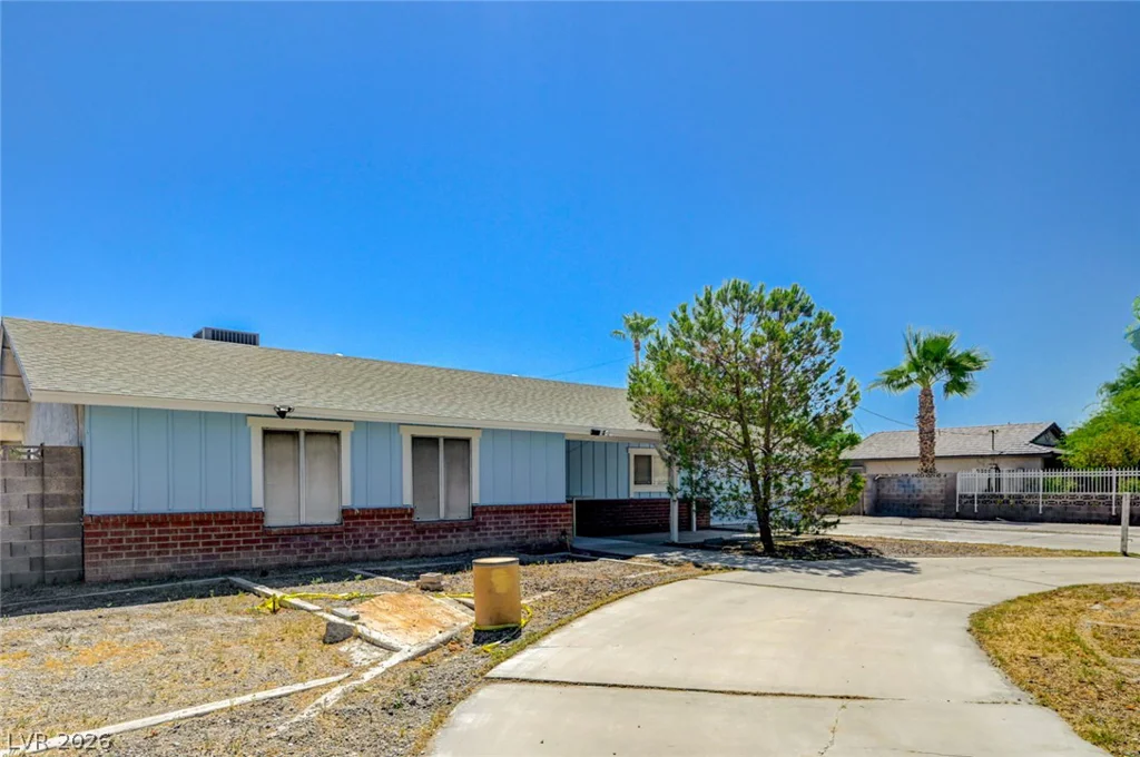 3660 Thom, Las Vegas, NV 89130