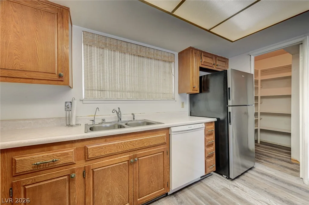 3660 Thom, Las Vegas, NV 89130