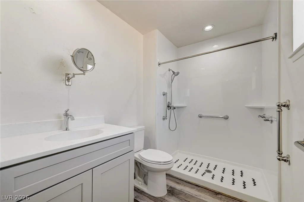 3660 Thom, Las Vegas, NV 89130