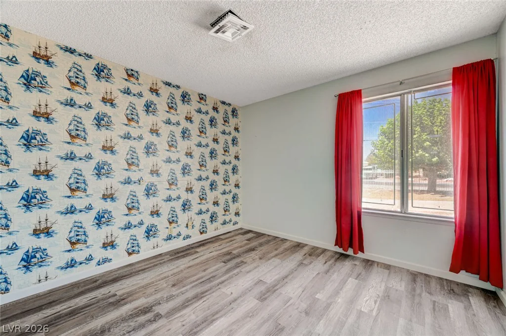 3660 Thom, Las Vegas, NV 89130