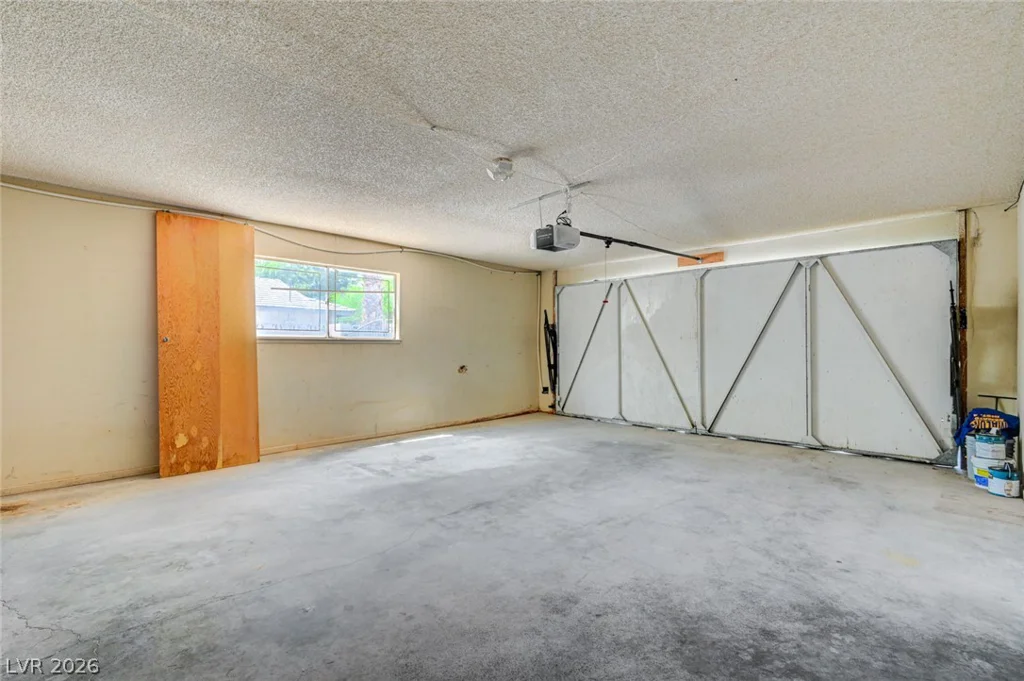 3660 Thom, Las Vegas, NV 89130