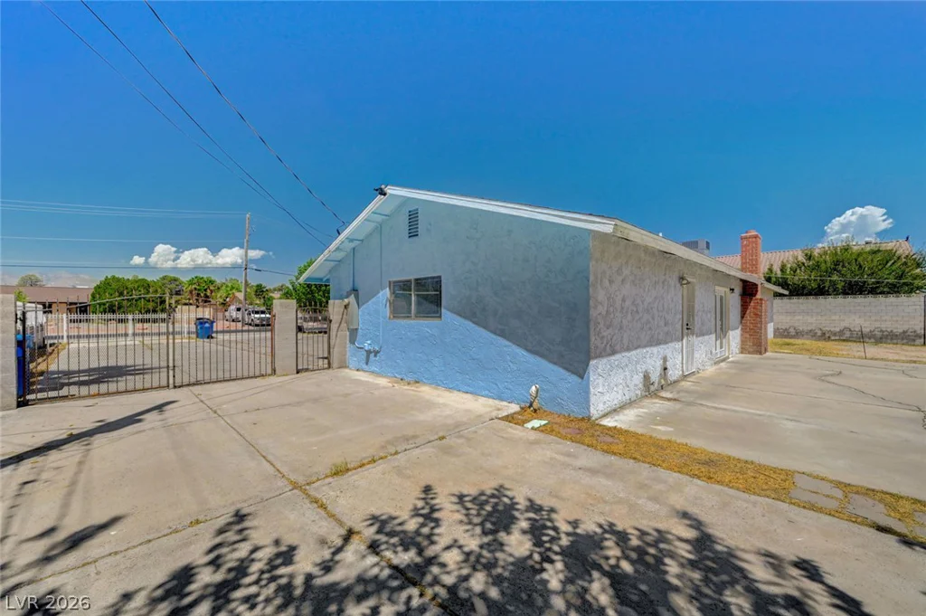 3660 Thom, Las Vegas, NV 89130