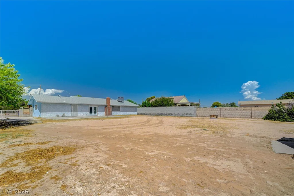3660 Thom, Las Vegas, NV 89130