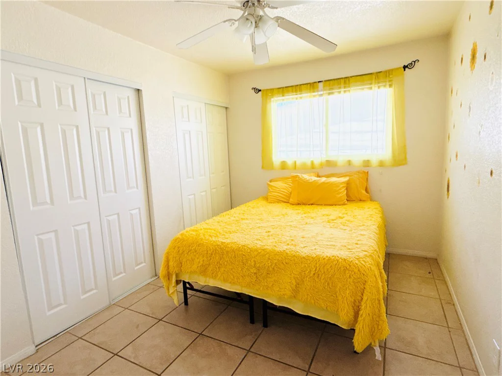 2420 North, North Las Vegas, NV 89030