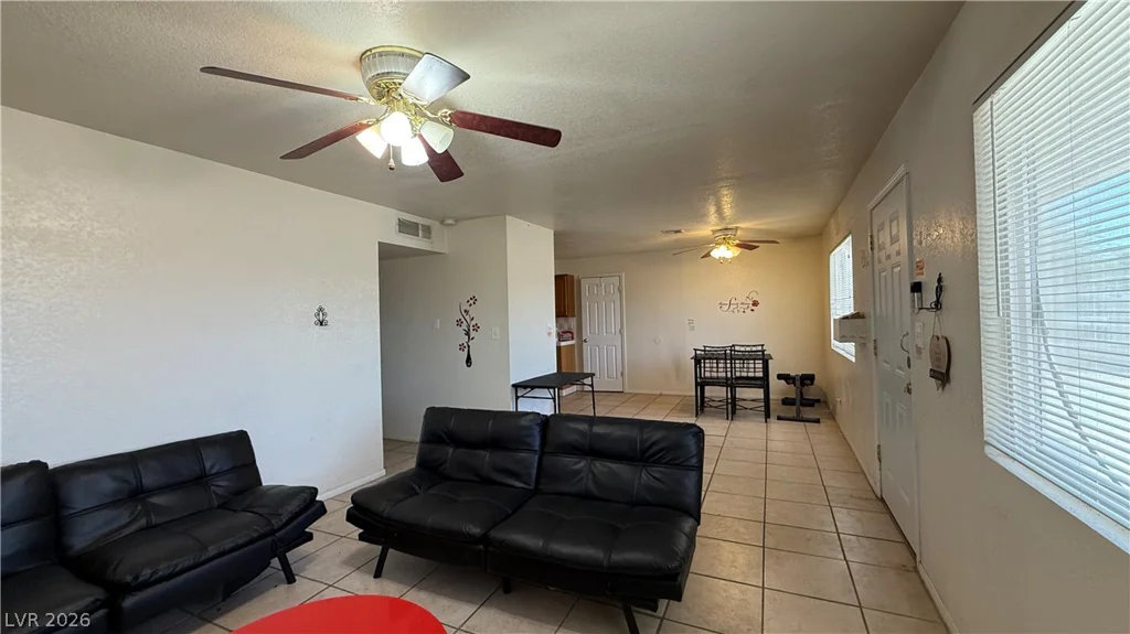 2420 North, North Las Vegas, NV 89030