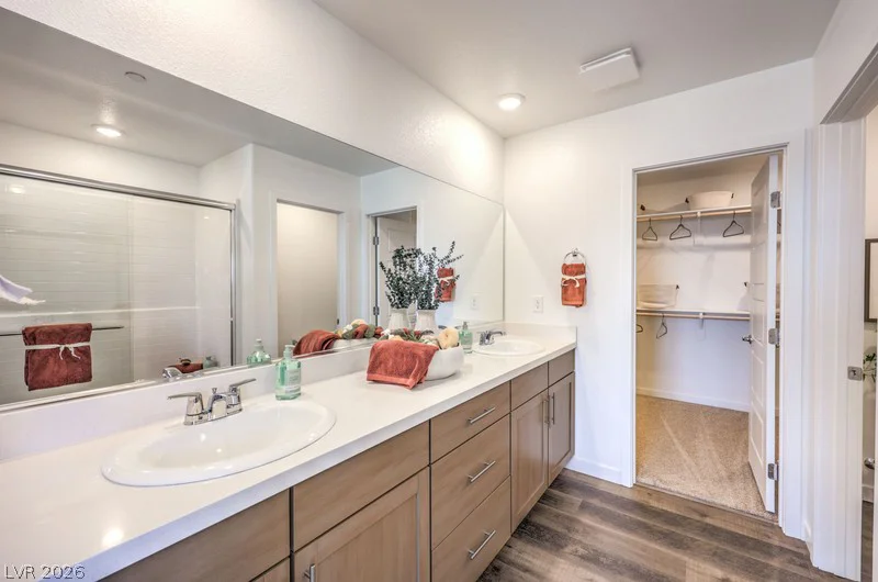 7344 Tanya Falls, North Las Vegas, NV 89084