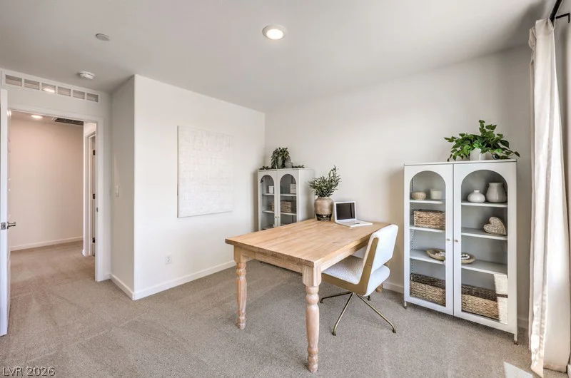 7344 Tanya Falls, North Las Vegas, NV 89084
