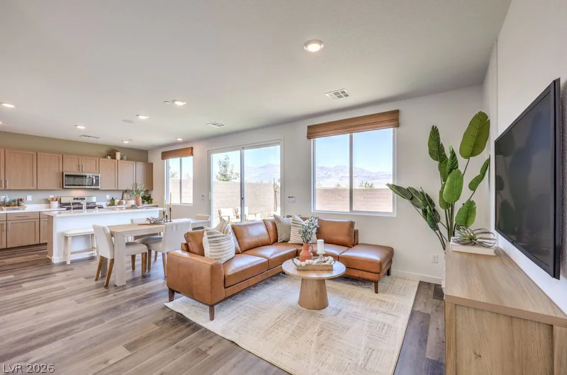 7344 Tanya Falls, North Las Vegas, NV 89084