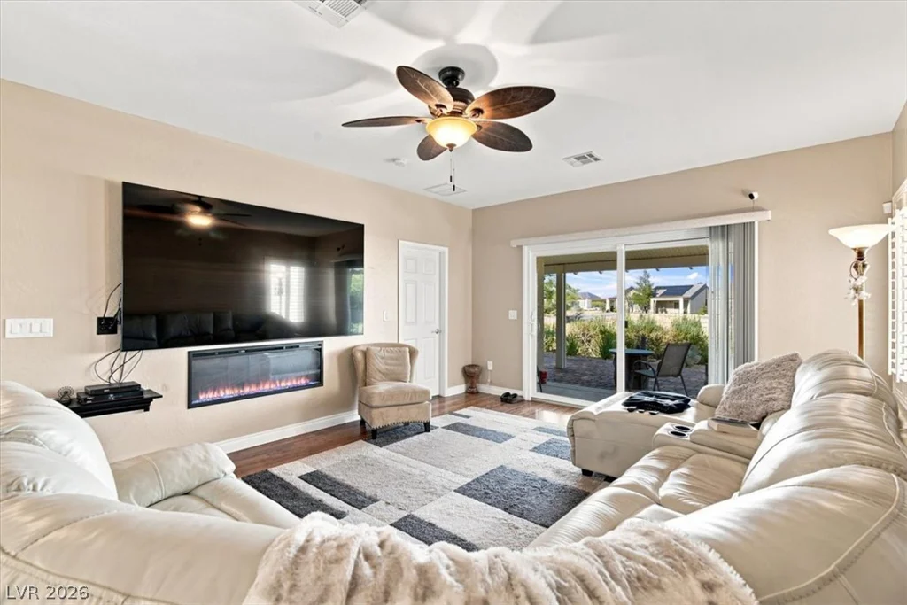 7374 Grassquit, North Las Vegas, NV 89084