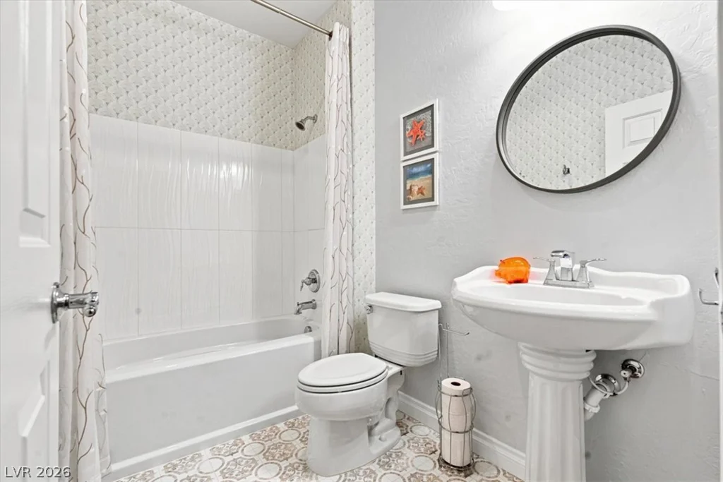 7374 Grassquit, North Las Vegas, NV 89084