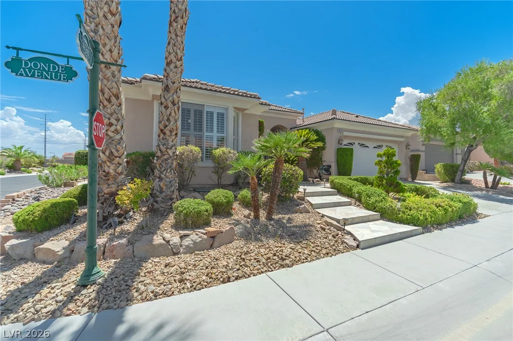 10227 Donde, Las Vegas, NV 89135