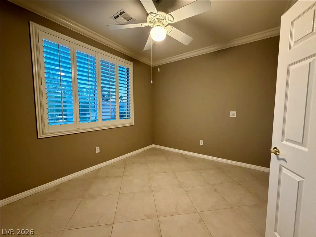10227 Donde, Las Vegas, NV 89135