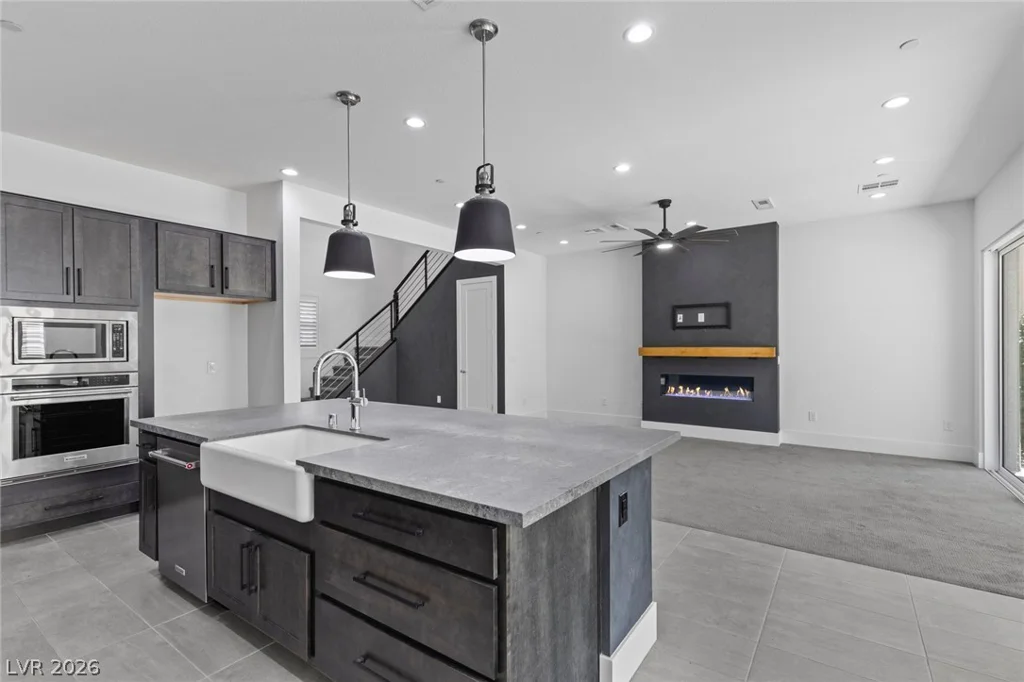 10167 Bismarck Palms, Las Vegas, NV 89166