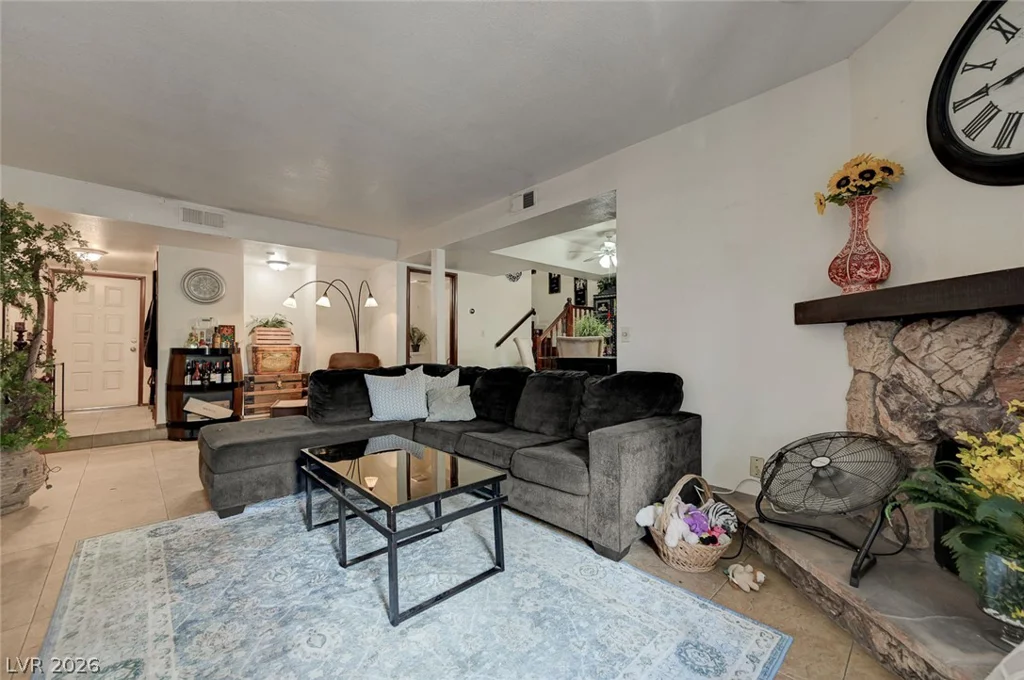 3363 Vema, Las Vegas, NV 89121
