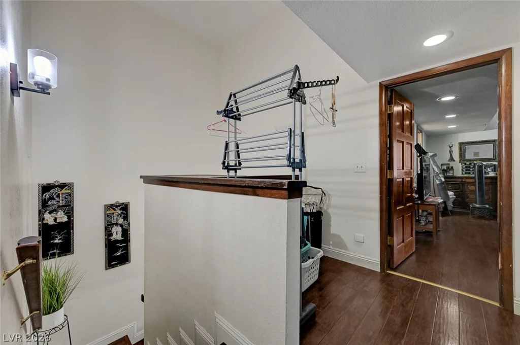 3363 Vema, Las Vegas, NV 89121