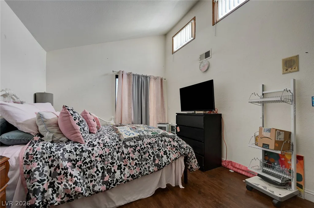 3363 Vema, Las Vegas, NV 89121