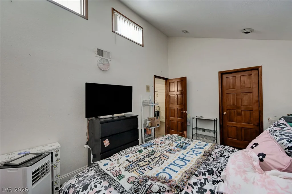 3363 Vema, Las Vegas, NV 89121