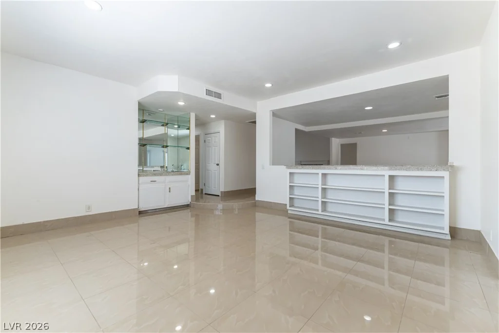 3200 Oakey, Las Vegas, NV 89102