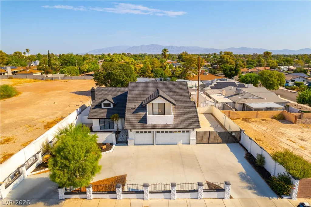 3200 Oakey, Las Vegas, NV 89102