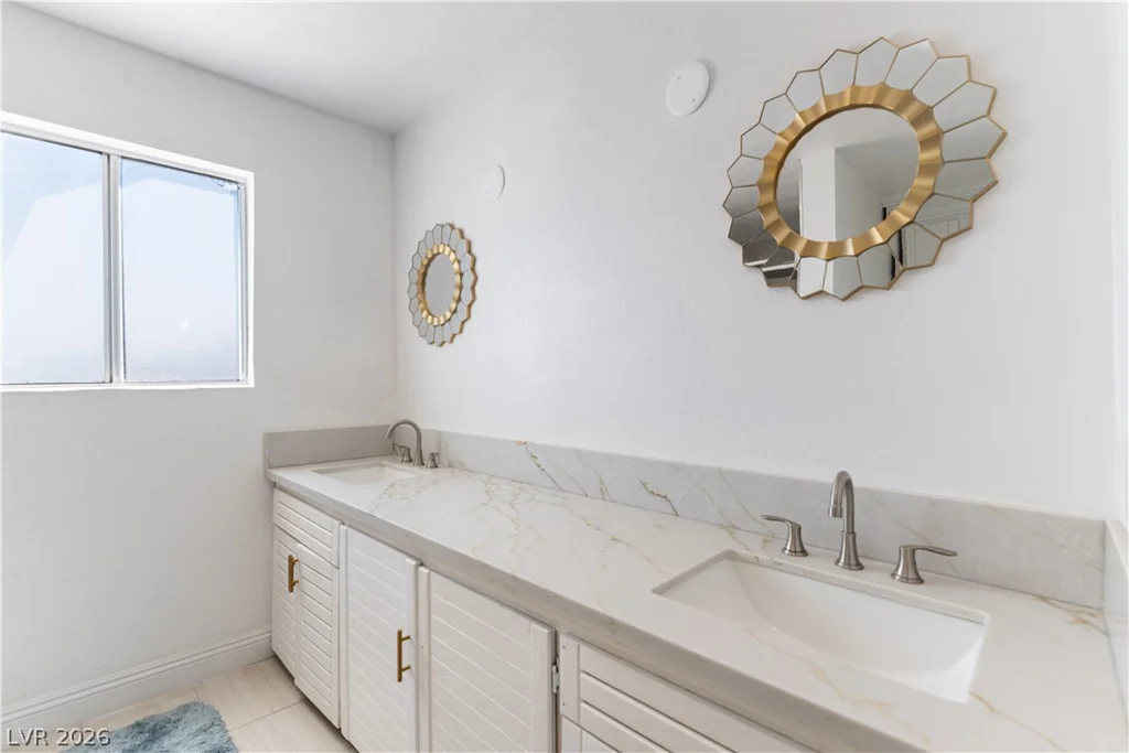 3200 Oakey, Las Vegas, NV 89102