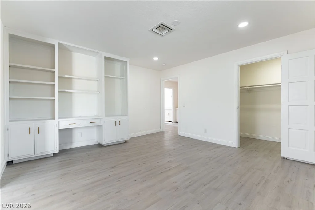 3200 Oakey, Las Vegas, NV 89102